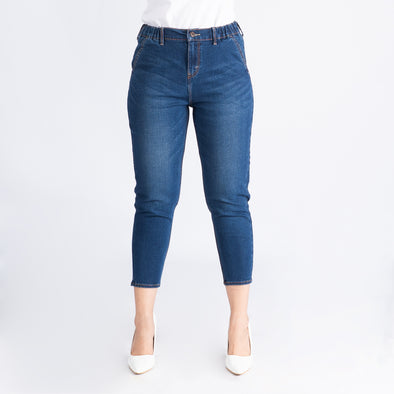 RRJ Ladies Basic Denim Tapered Jeans Trendy Fashion High Quality Apparel Comfortable Casual Jeans Mid Waist 151014 (Medium Shade)
